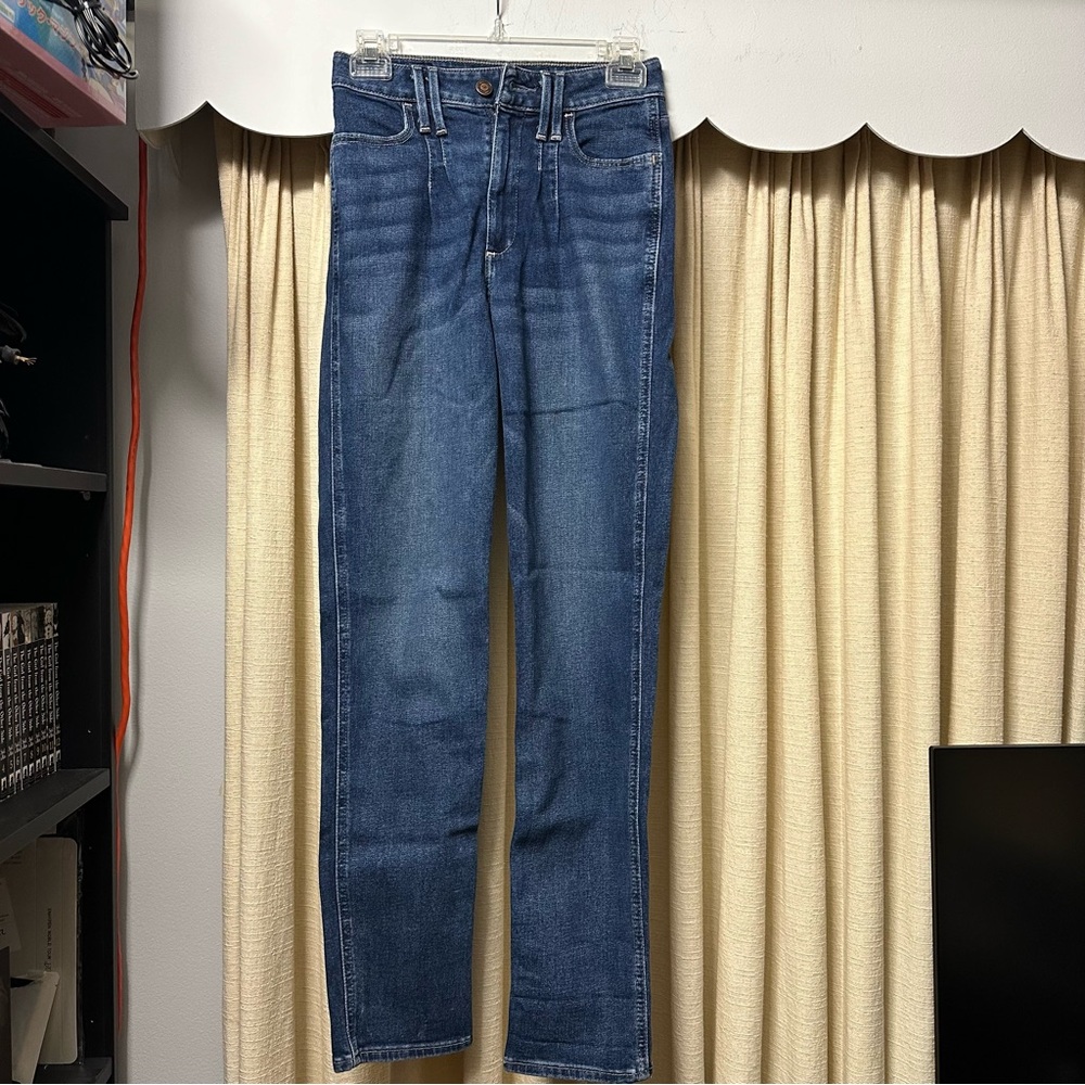 Ultra High Rise Mom Jeans